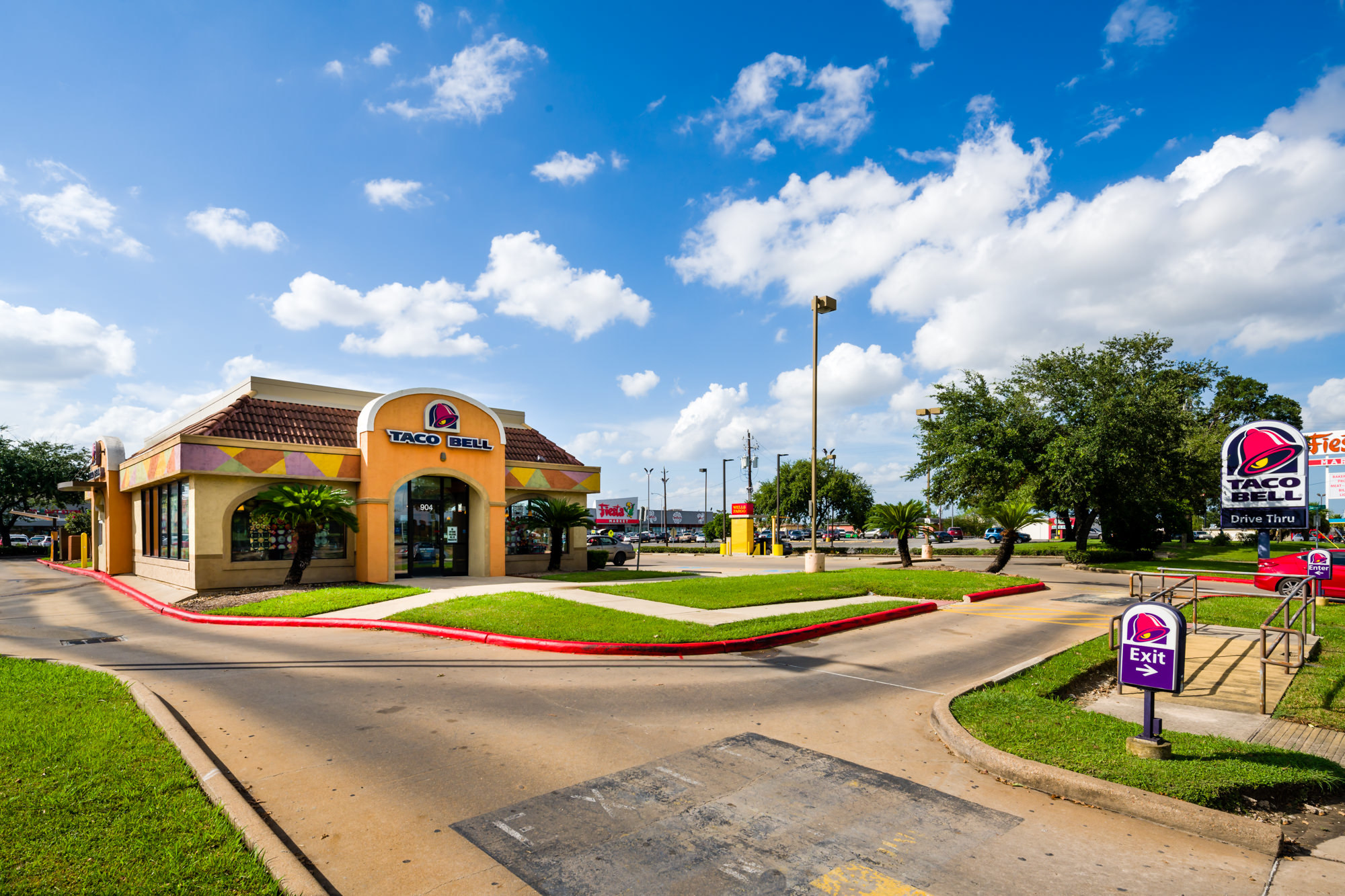 900 910 South Wayside Drive, Houston, TX 77023